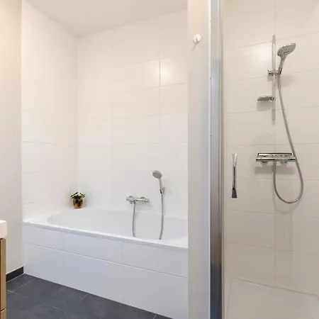 Huswell - Lovely With Terrace And Sea View