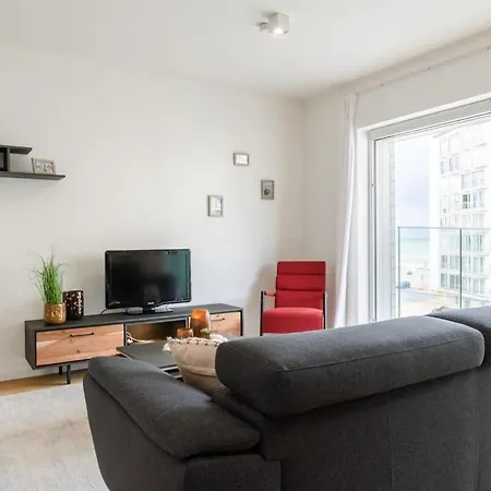Lovely With Terrace And Sea View Appartement *